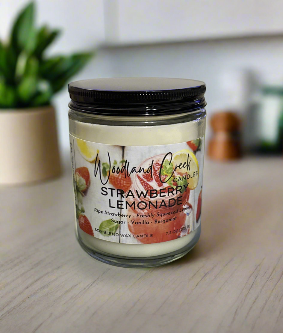 strawberry-lemonade-soy-wax-candle-1